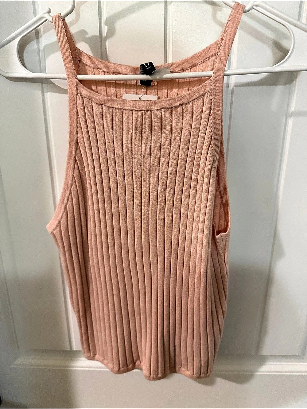 H&Medium Ribbed Tank Top in Pink Size Medium NWT